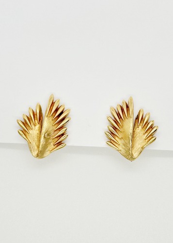 (us)50s trifari trifanium gold tone earrings
