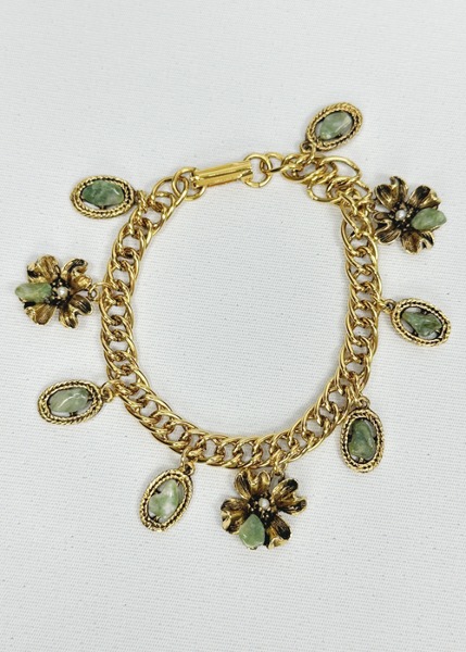 (us)flower charm bracelet