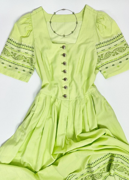 (eu)green paisley floral dress